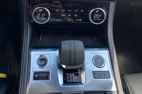 Jaguar F-Pace P400 AWD R-Dynamic SE