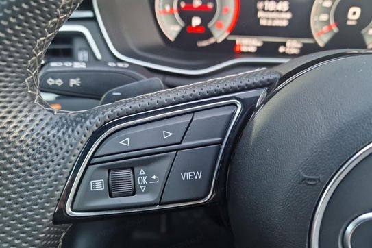 Audi A4 Avant 40 TFSI S Line