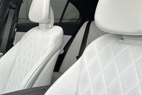 Mercedes Klasa E 220 d 4-Matic AMG