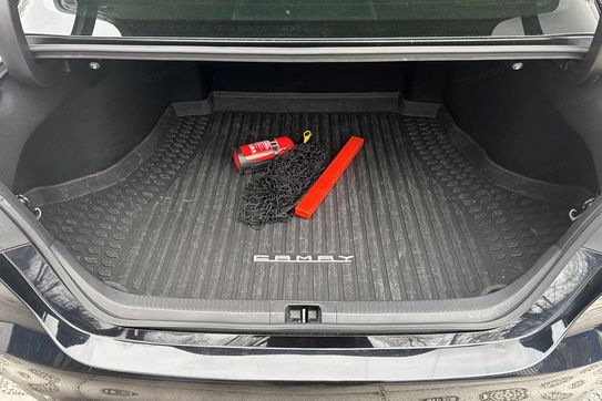 Toyota Camry Comfort 2.5 Hybrid