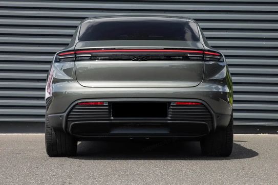 Porsche Macan 4