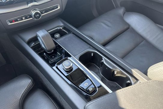 Volvo XC60 B4 B Plus Bright