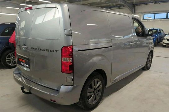 Peugeot Expert L1H1 EAT8