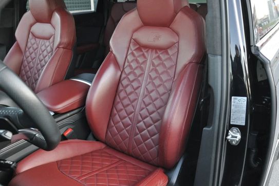 Audi Q7 SQ7 TDI quattro