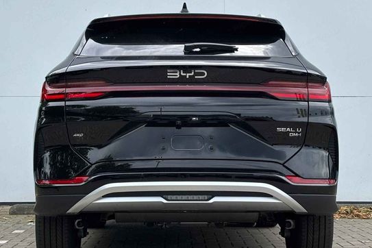 BYD Seal U DM-i  Design AWD