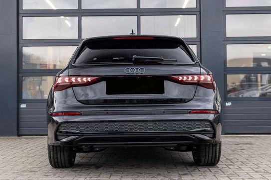 Audi A3 TFSI Advanced Sportback