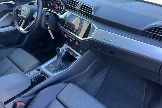 Audi Q3 35 TFSI mHEV S tronic