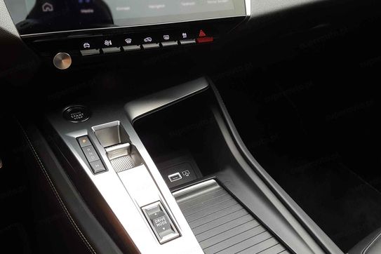 Peugeot 408 GT e-DCS 1.2 mHEV