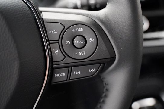 Suzuki Swace Elegance 1.8 Hybrid CVT