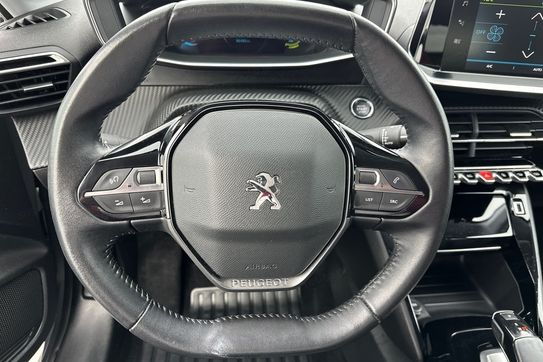 Peugeot 208 Allure BEV 50kWh AT