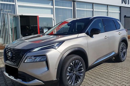 Nissan X-Trail Tekna 1.5 MCVT XTRONIC 2WD