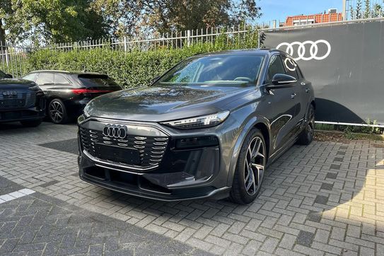 Audi Q6 e-tron S line