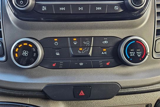 Ford Transit Custom L2H1 Zabudowa Warsztatowa