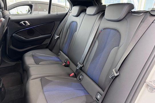 BMW Seria 1 118i M Sport aut