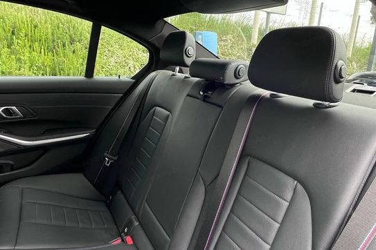 BMW Seria 3 320i xDrive M Sport