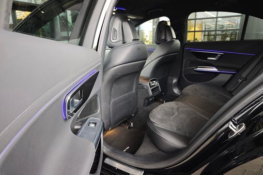 Mercedes Klasa E 220 d Mhev 4-Matic Amg 9G-Tronic