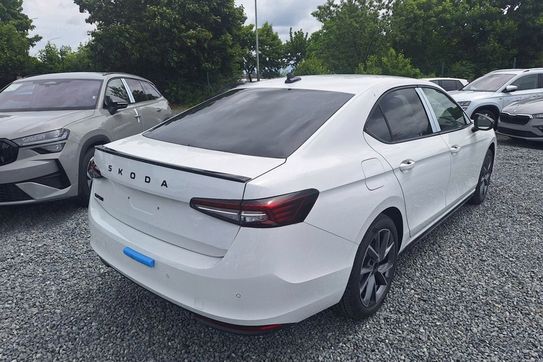 Skoda Superb Sportline 1.5 TSI mHEV DSG