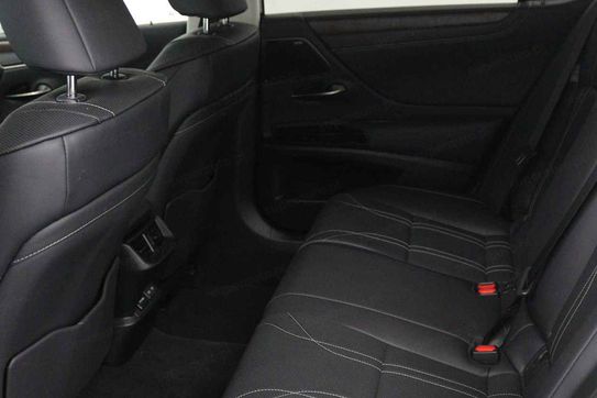 Lexus ES 300h Prestige