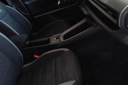 Jeep Avenger LONGITUDE 1.2 T3 mHEV FWD eDCT6