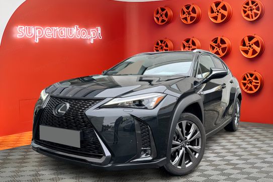 Lexus UX 300h F Sport Design Hybrid Dynamic Force