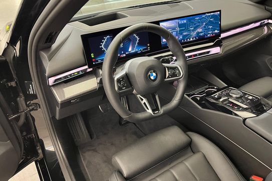 BMW Seria 5 520i mHEV M Sport aut