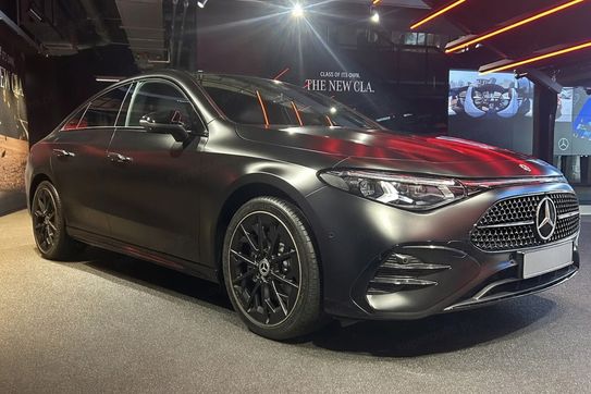 Mercedes CLA 200 AMG Line