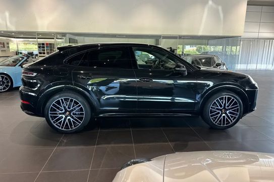 Porsche Cayenne Coupe Black Edition