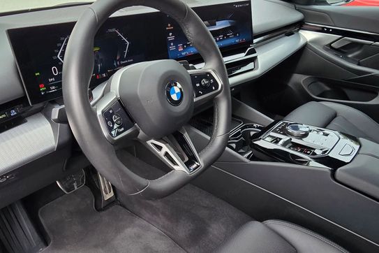 BMW Seria 5 520d xDrive M Sport