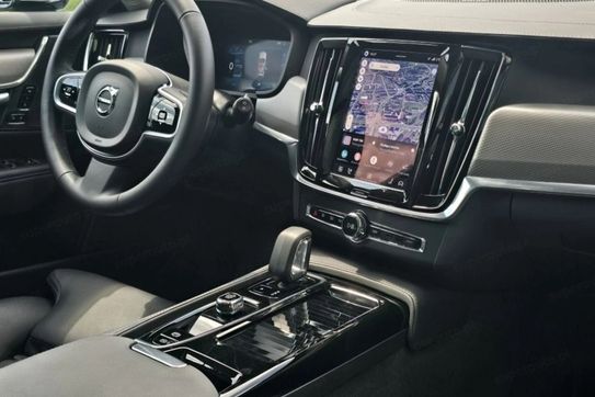 Volvo V90 T6 AWD Plug-In Hybrid Plus Bright