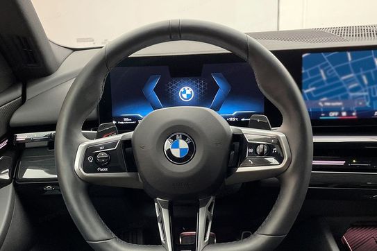 BMW Seria 5 520d xDrive M Sport