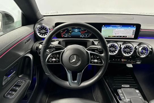 Mercedes CLA 200 Shooting Brake Progressive