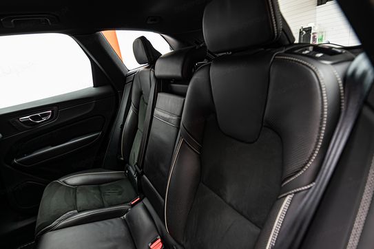 Volvo XC60 D4 R-Design