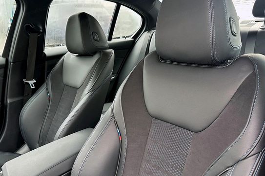BMW Seria 3 318i M Sport