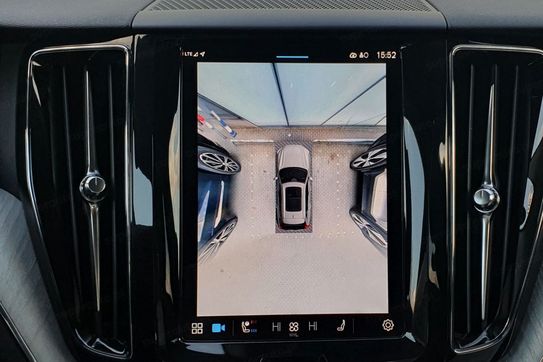 Volvo XC60 B5 B AWD Plus Dark aut