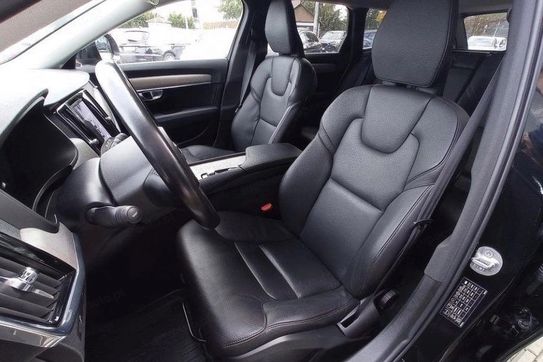 Volvo V90 Cross Country B4 D AWD Momentum