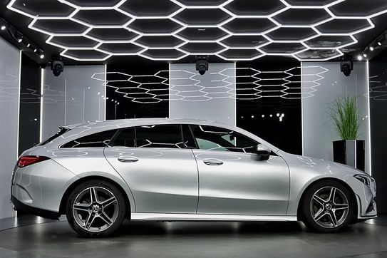 Mercedes CLA 200 AMG Line 7G-DCT