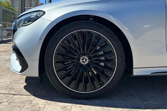 Mercedes Klasa E 300 de 4-Matic AMG