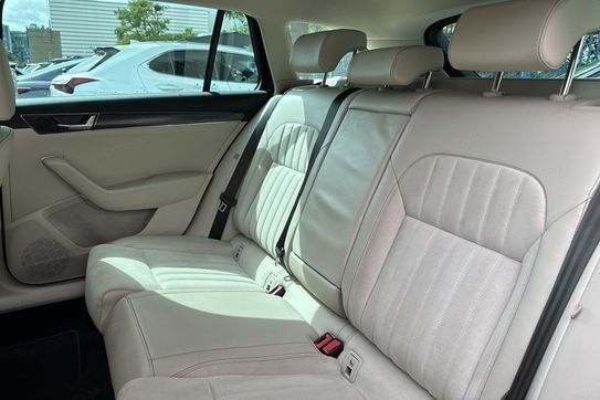 Skoda Superb Style 2.0 TSI  DSG