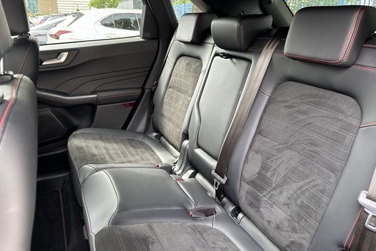 Ford Kuga ST-Line X 2.5 FHEV FWD