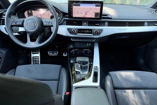 Audi A4 40 TFSI mHEV Quattro S Line S tronic