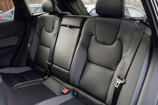 Volvo XC60 T8 Plug-In Hybrid AWD Plus Black Edition