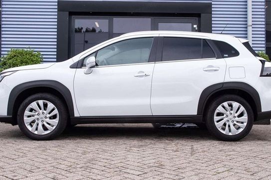 Suzuki S-Cross 1.4 SHVS Premium Plus SP