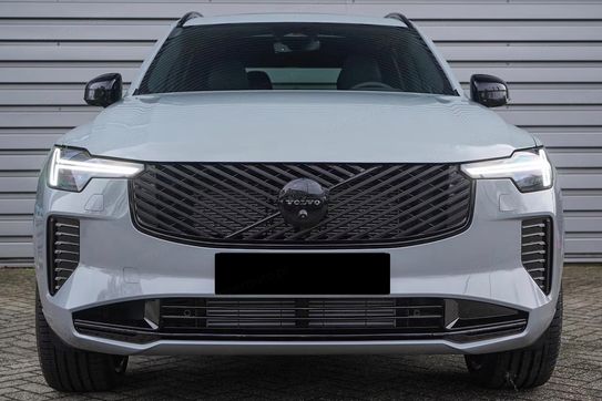 Volvo XC90 B5 B AWD Ultra Black Edition