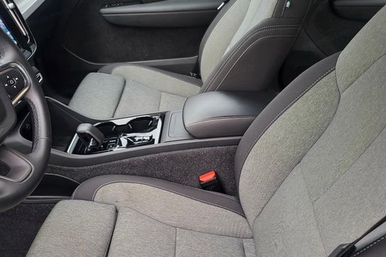 Volvo XC40 B3 B Plus Dark