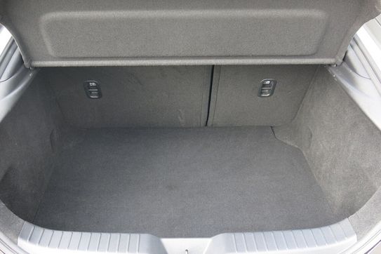 Mazda 3 2.0 mHEV  aut