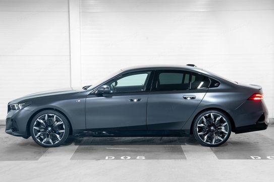BMW Seria 5 540d xDrive M Sport