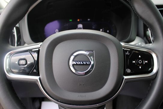 Volvo XC60 B4 D AWD Ultimate Dark