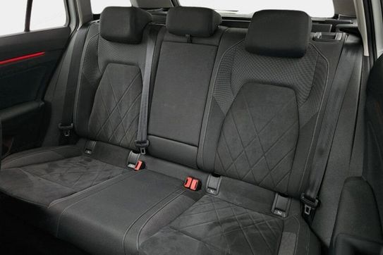 Volkswagen Golf 1.5 eTSI EVO Style DSG