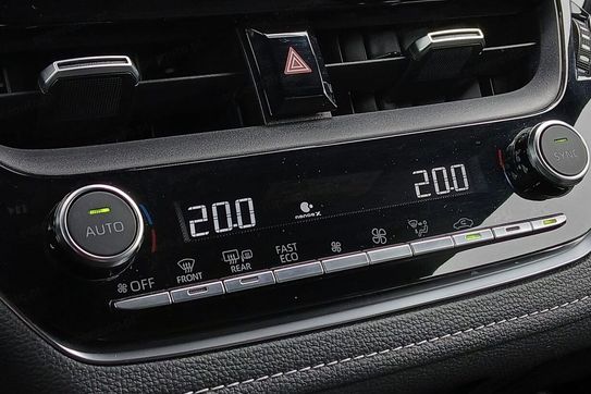Toyota Corolla 1.8 Hybrid Style
