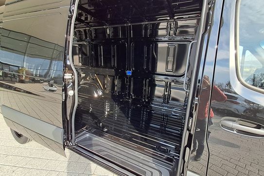 Mercedes Sprinter 319 CDI PRO Długi 9G-Tronic